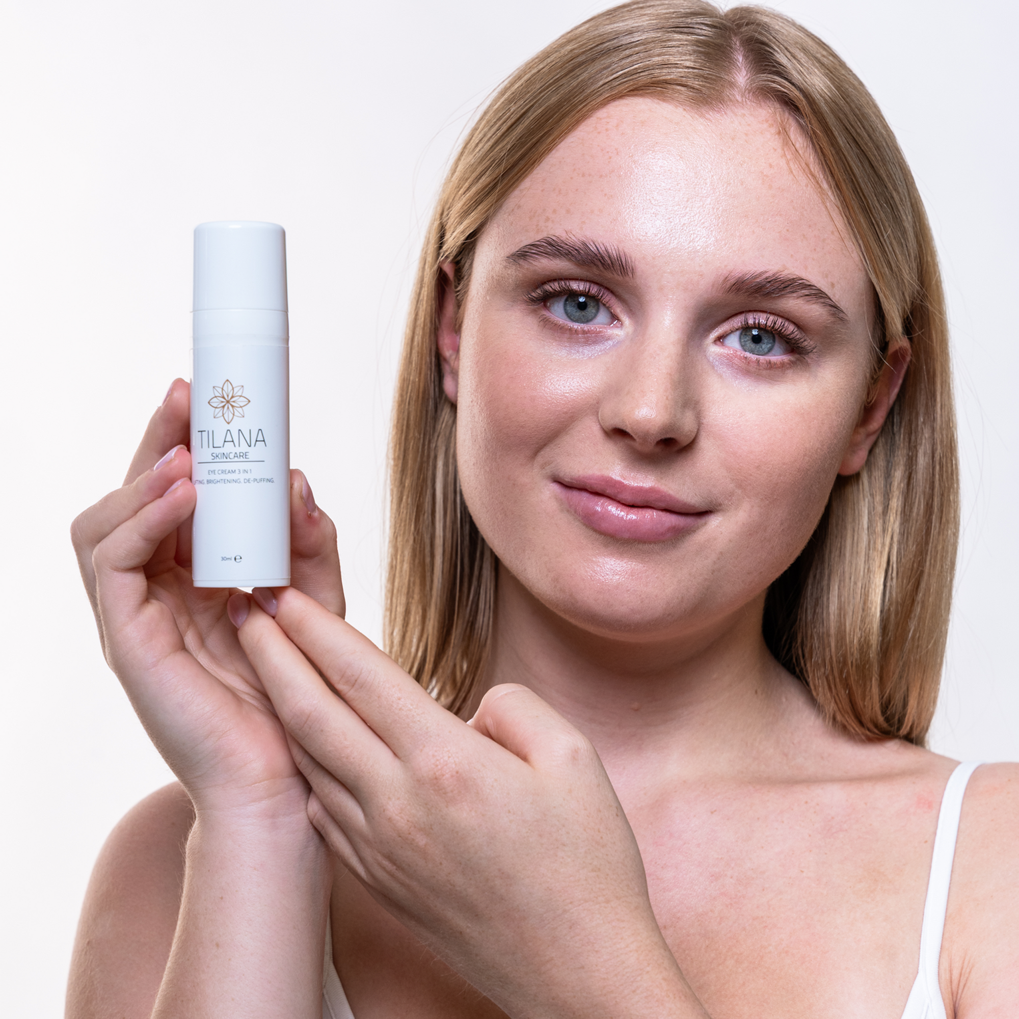 EYE CREME 3in1 LIFTING BRIGHTENING DE-PUFFING