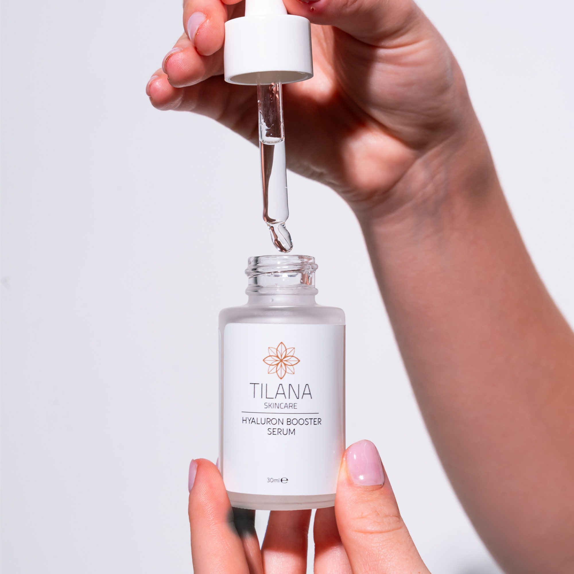 LUXURY HYALURON BOOSTER SERUM ULTRA HYDRATION